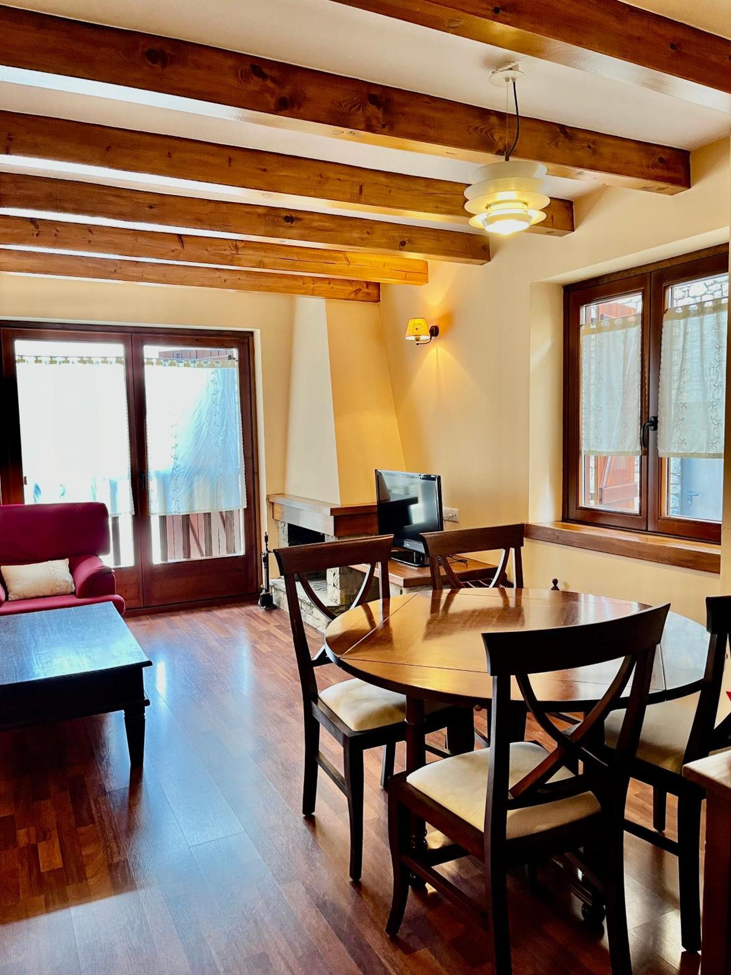 Luxury House Valencia D'Aneu Apartment Exterior foto
